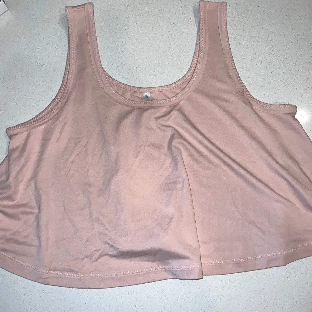 Fabletics Work Out Top - Picture 1 of 5